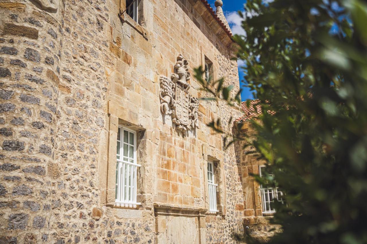 Palacio De Los Acevedo Hoznayo Kültér fotó